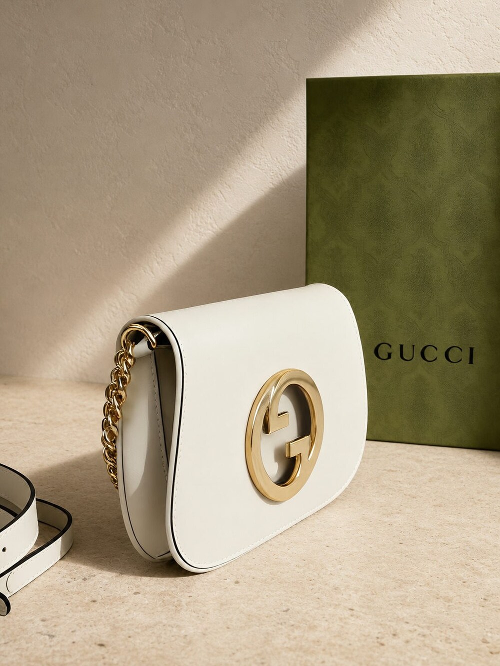 Gucci Medium White Calfskin Purse with Gold Tone Chain - Picture 5 of 6